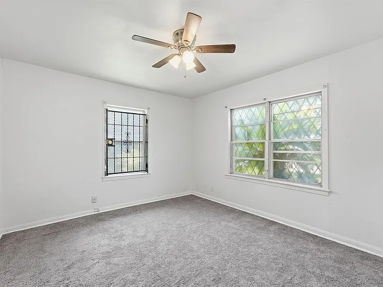 3711 Cosby St — Photo 21