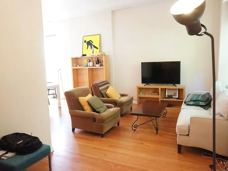 1507 N Hudson Ave #2F