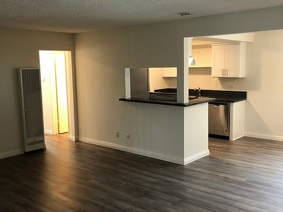 3rd image of 5339 Rosemead Blvd #14