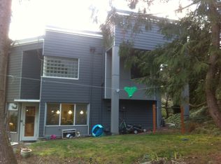 8145 W Mercer Way, Mercer Island, WA 98040