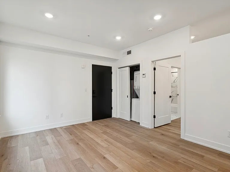 903 Leland St #207 — Photo 8