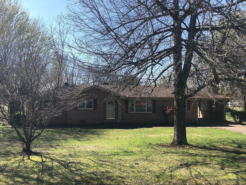 1st image of 415 Hillwood Dr