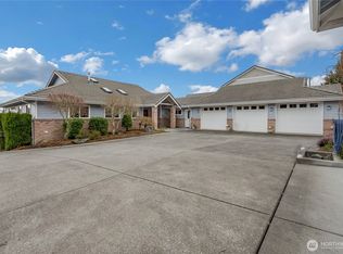 16412 139th Avenue E, Puyallup, WA