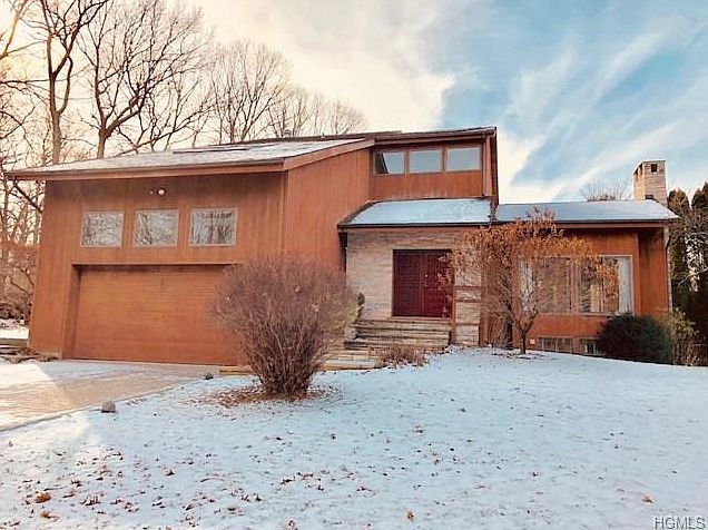 1st image of 5 Audrey Ln