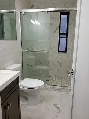 Rented by Monarch Realty Holdings | media 21