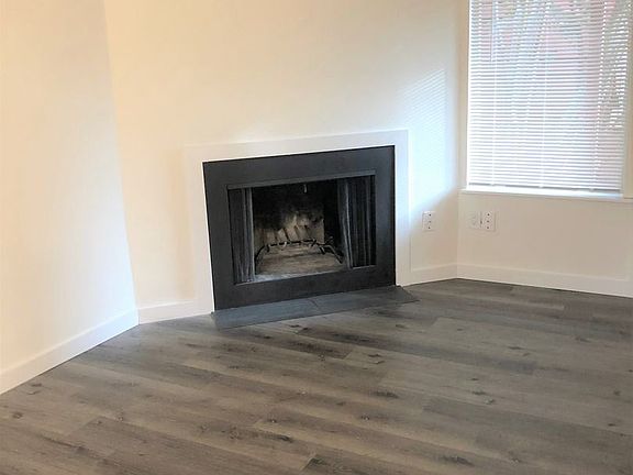 2nd image of 6801 Pacific Ave APT 6