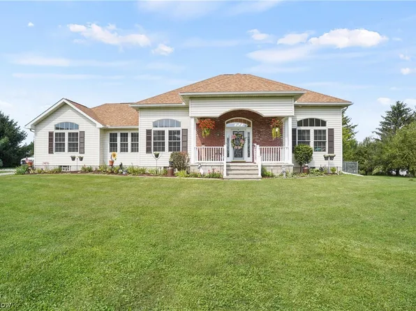 3595 Slater Rd, Columbiana, OH 44460