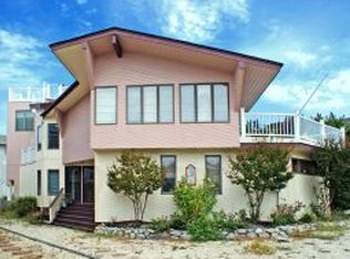 11 E 85th St, Harvey Cedars, NJ 08008