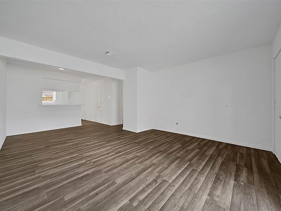 4th image of 10006 Neuens Rd APT 1