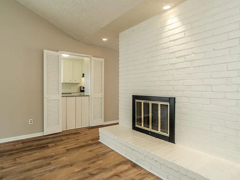 12002 Rocky Knoll Dr — Photo 12