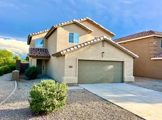 831 E Desert Holly Cir, San Tan Valley, AZ 85143