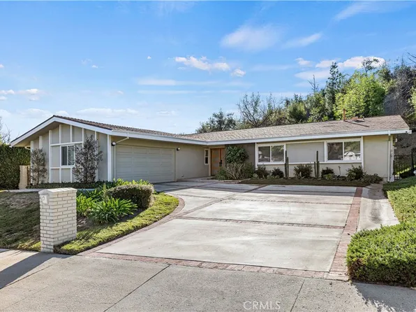 24674 Eilat St, Woodland Hills, CA 91367