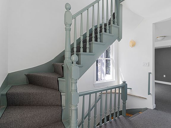 2nd image of 11 Perry St Suite 2