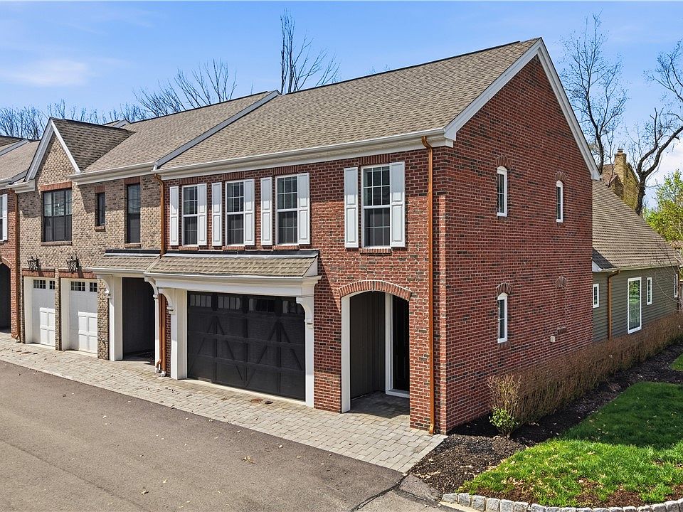 1st image of 717 England Rd