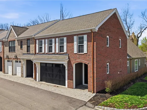 717 England Rd, Cranberry Township, PA 16066