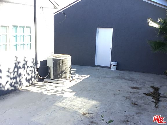 2nd image of 1886 W 94th Pl