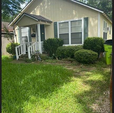 2nd image of 1611 6th St