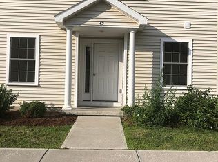 42 Marie Ln, Saint Albans, VT 05478