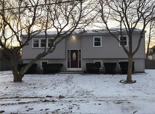 135 Arcadia Ave, Cranston, RI 02910