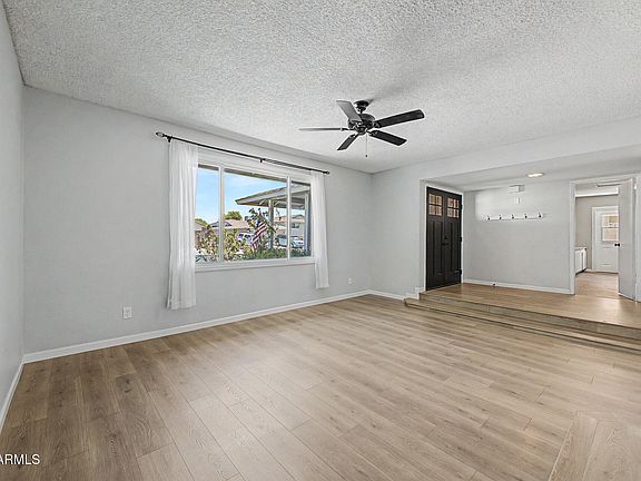 3rd image of 15616 N 56TH Avenue