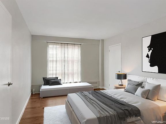 4th image of 80 La Salle St APT 15D
