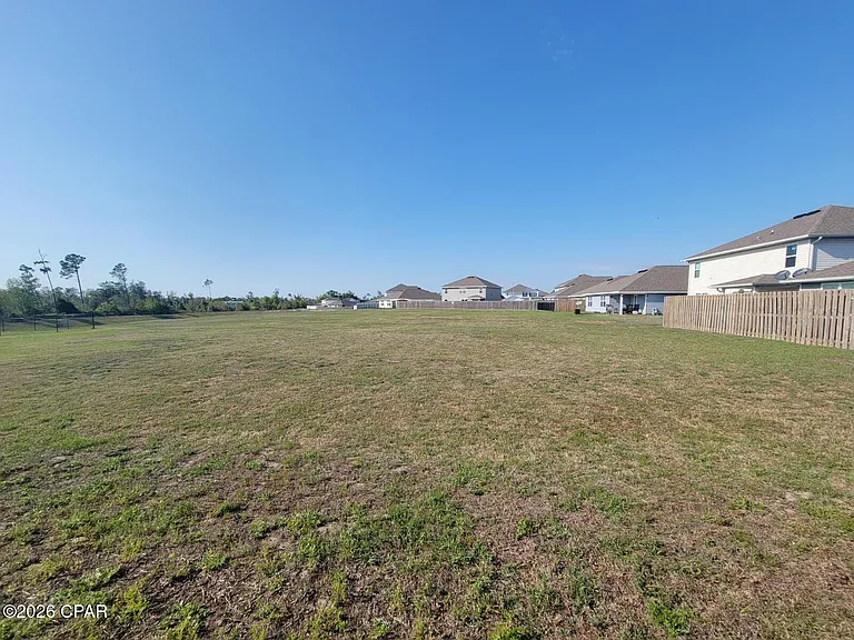 3931 Silver Spur Rd — Photo 23
