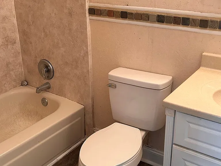4380 Azalea Dr — Photo 11