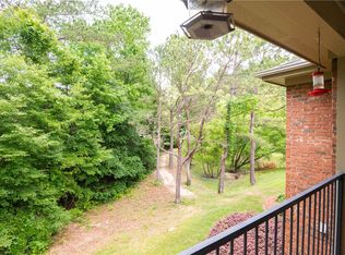 3297 S College St APT F202, Auburn, AL 36830
