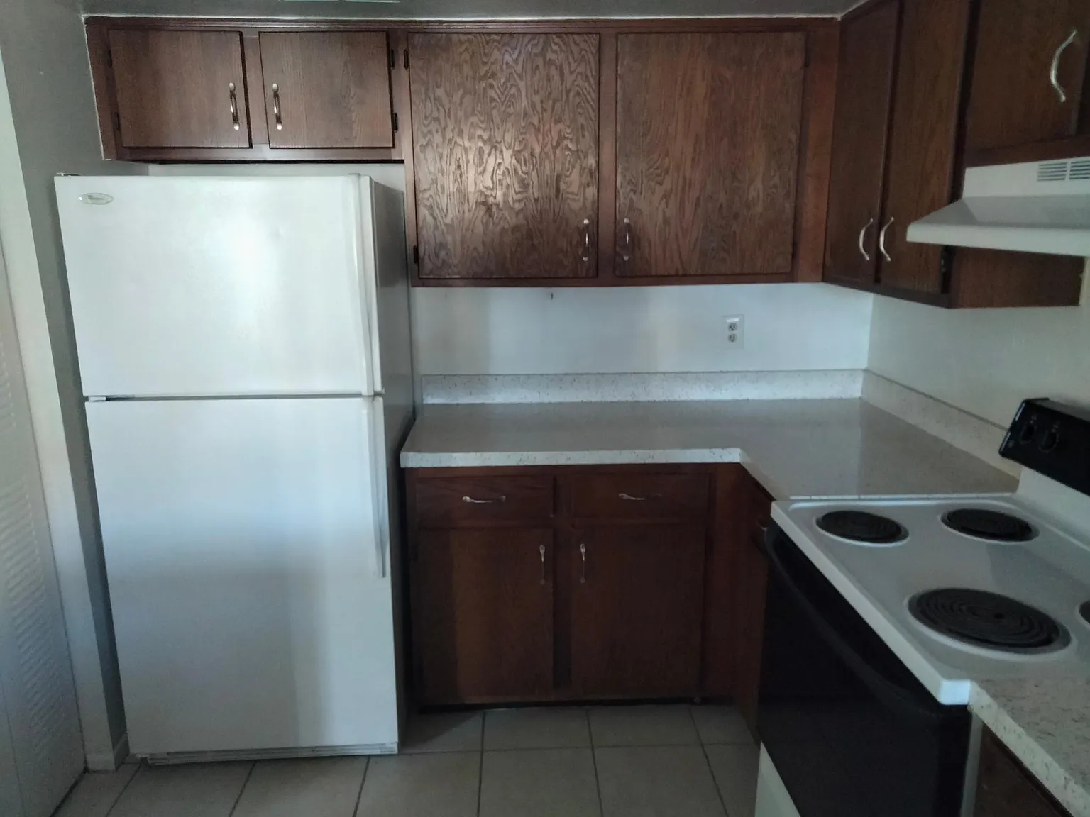 2 bed, 900 sqft, $1,310 — Photo 2