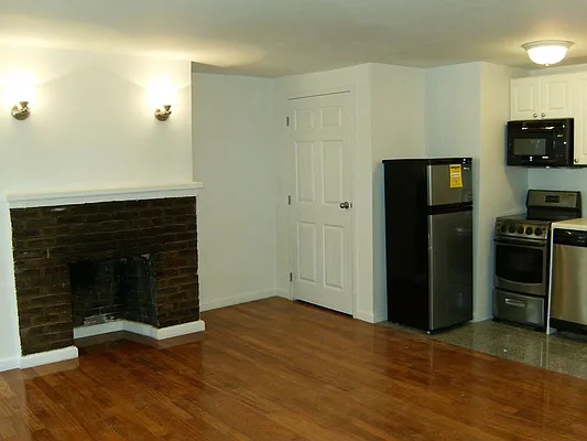 Rented by Sky Management | media 20