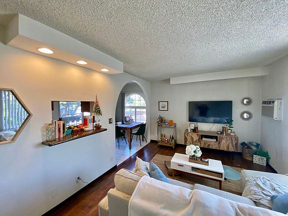 3rd image of 12504 Venice Blvd APT 212