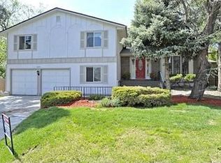 8933 W Harvard Dr, Lakewood, CO 80227
