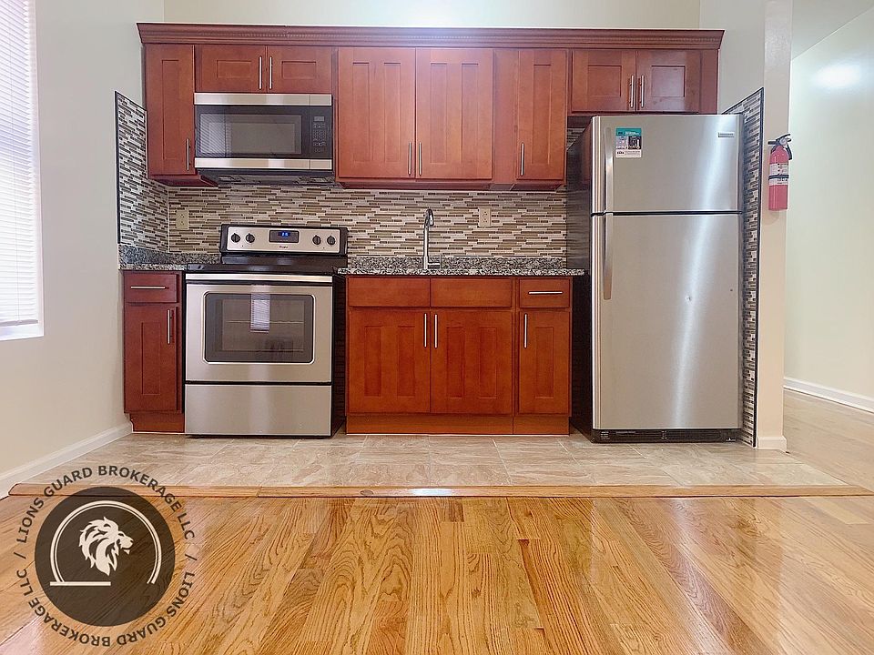 1st image of 15311 88th Ave #42-44A
