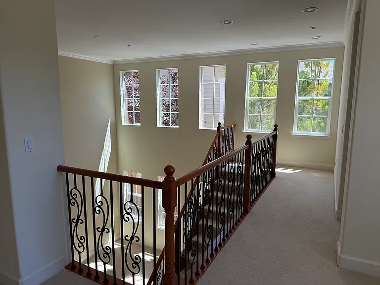 60 Laurelwood Dr — Photo 11