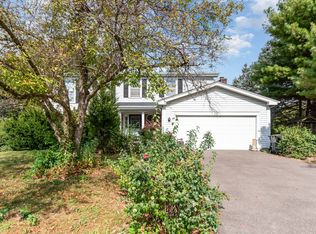 121 N Raddant Rd, Batavia, IL 60510