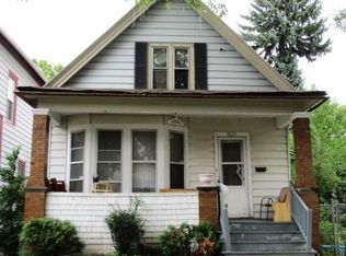 2010 S 7th St, Milwaukee, WI 53204