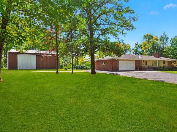 950 Main St W, Isle, MN 56342