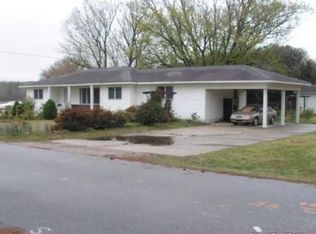 101 Thompson St, Windsor, NC 27983