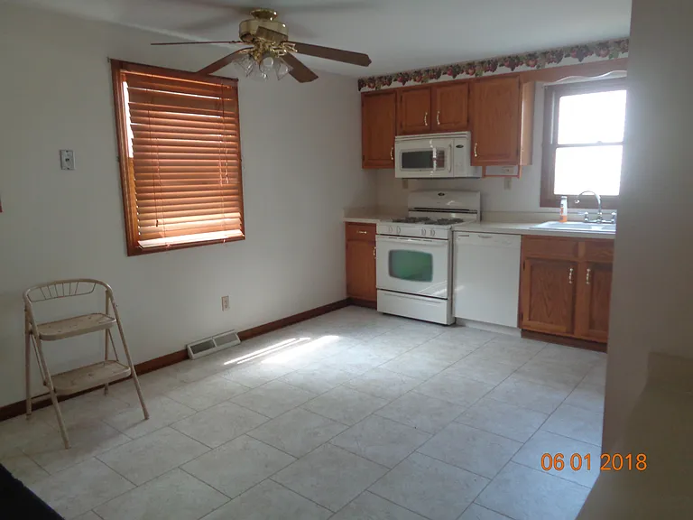 1425 Como Park Blvd #2 — Photo 2