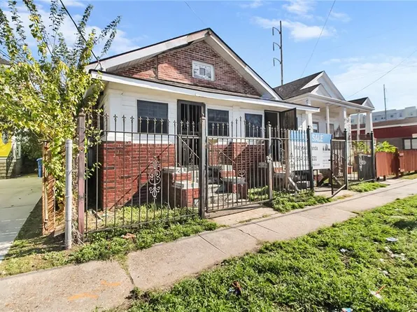 3805-07 Ulloa St, New Orleans, LA 70119