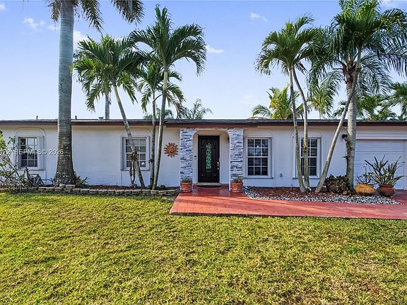 2nd image of 13100 SW 83rd St