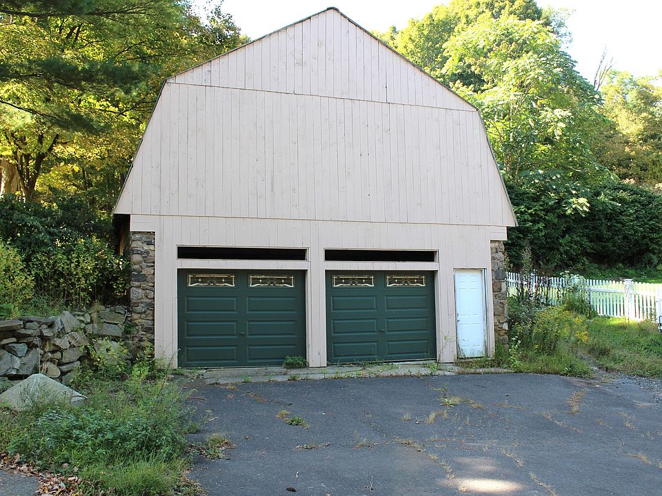1st image of 60 Burlington Avenue