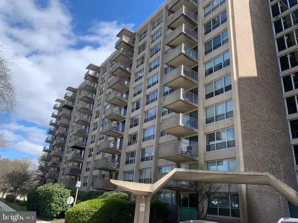 1001 City Ave #W-807, Wynnewood, PA 19096