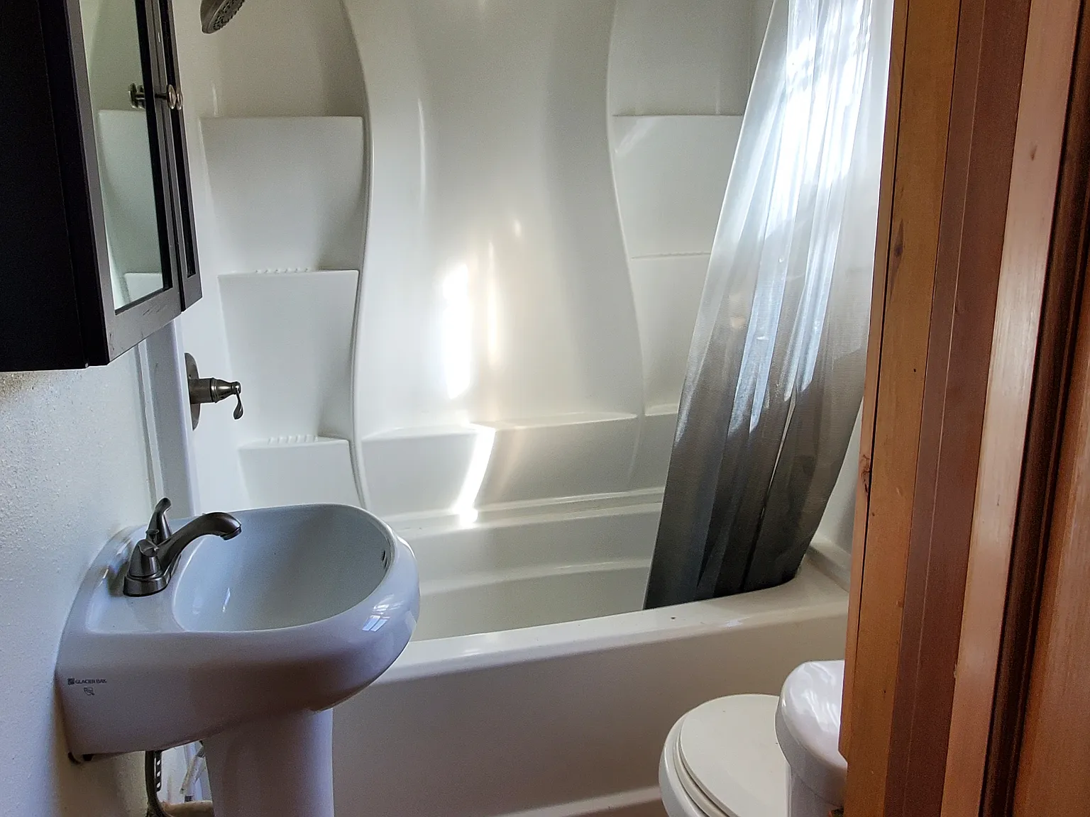 Studio, 325 sqft, $925 — Photo 3