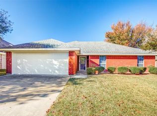 142 Brushy Trl W, Fort Worth, TX 76108