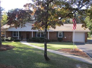 404 Dundee Trl, Southern Pines, NC 28387