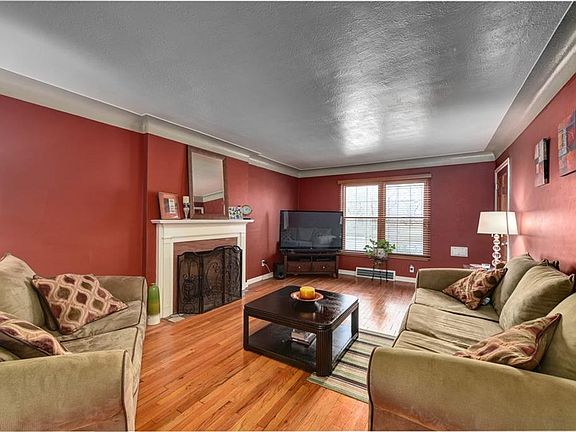 2nd image of 3301 Rocky River Dr