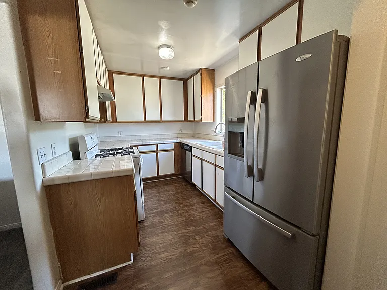 901 Pier View Way #A — Photo 15