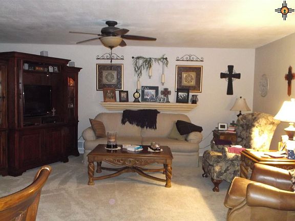 2nd image of 1104 W Ural Dr