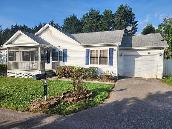 2nd image of 316 Picket Place Way